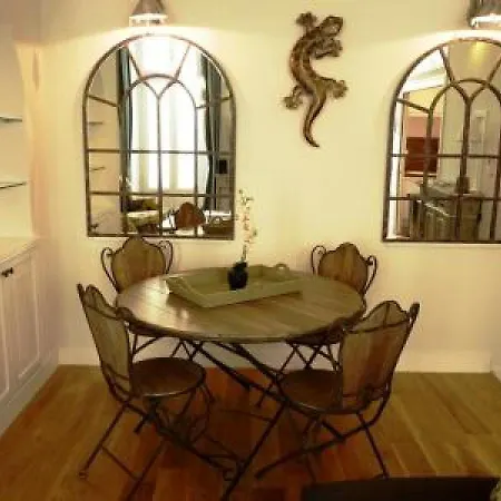 Luxury Three Bed In Just A Couple Of Minutes Walk To The Palais And Beaches 669 Apartment *
